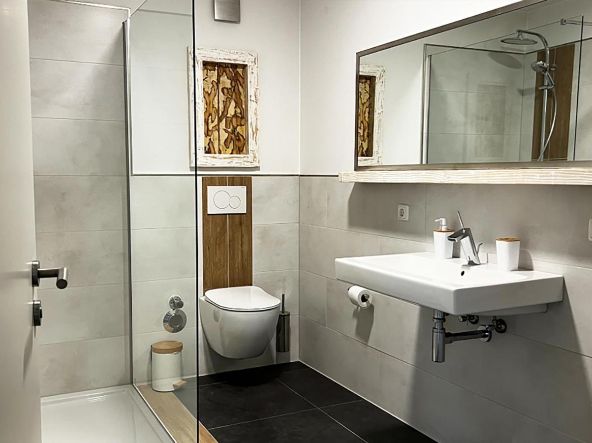 Mg-Quartier Hostel Monchengladbach Ngoại thất bức ảnh