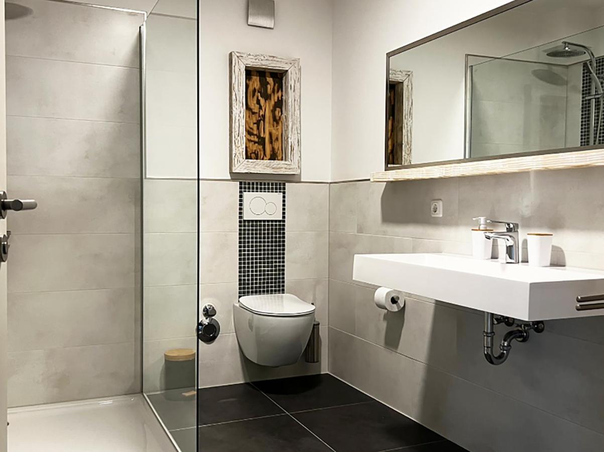 Mg-Quartier Hostel Monchengladbach Ngoại thất bức ảnh