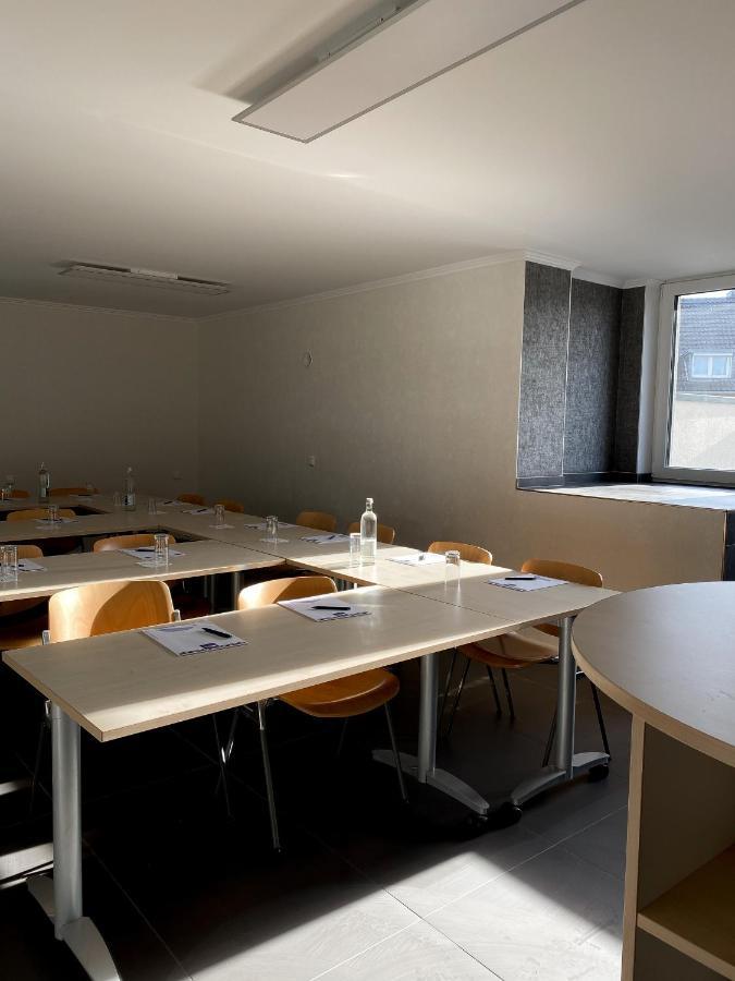 Mg-Quartier Hostel Monchengladbach Ngoại thất bức ảnh